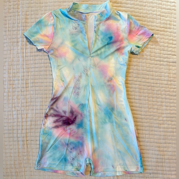 Womens Tie Dye Onesie Half Zip One Size NWOT - Picture 1 of 4